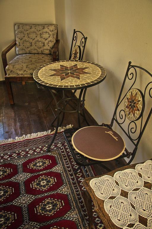 Hill House Marija Apartment Komiza Bagian luar foto